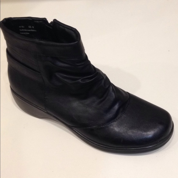 easy street Shoes - Easy Street All Weather Ankle Boot